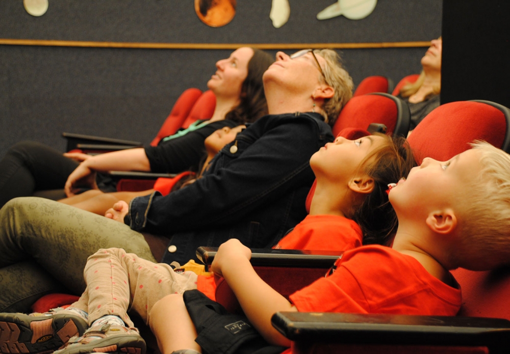 planetarium-shows-santa-barbara-museum-of-natural-history